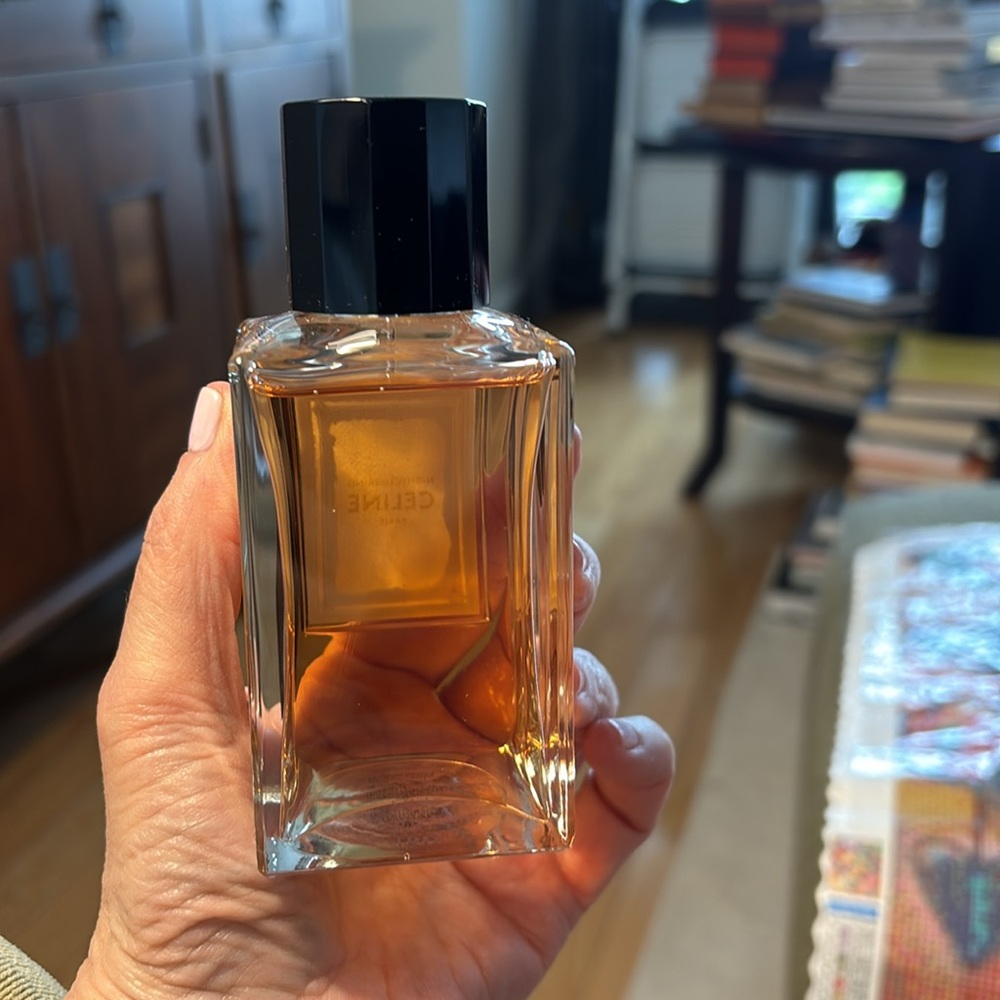 Celine Nightclubbing Perfume - Black and Gold - Picture 3 of 3